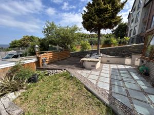 Photo 17- click for photo gallery